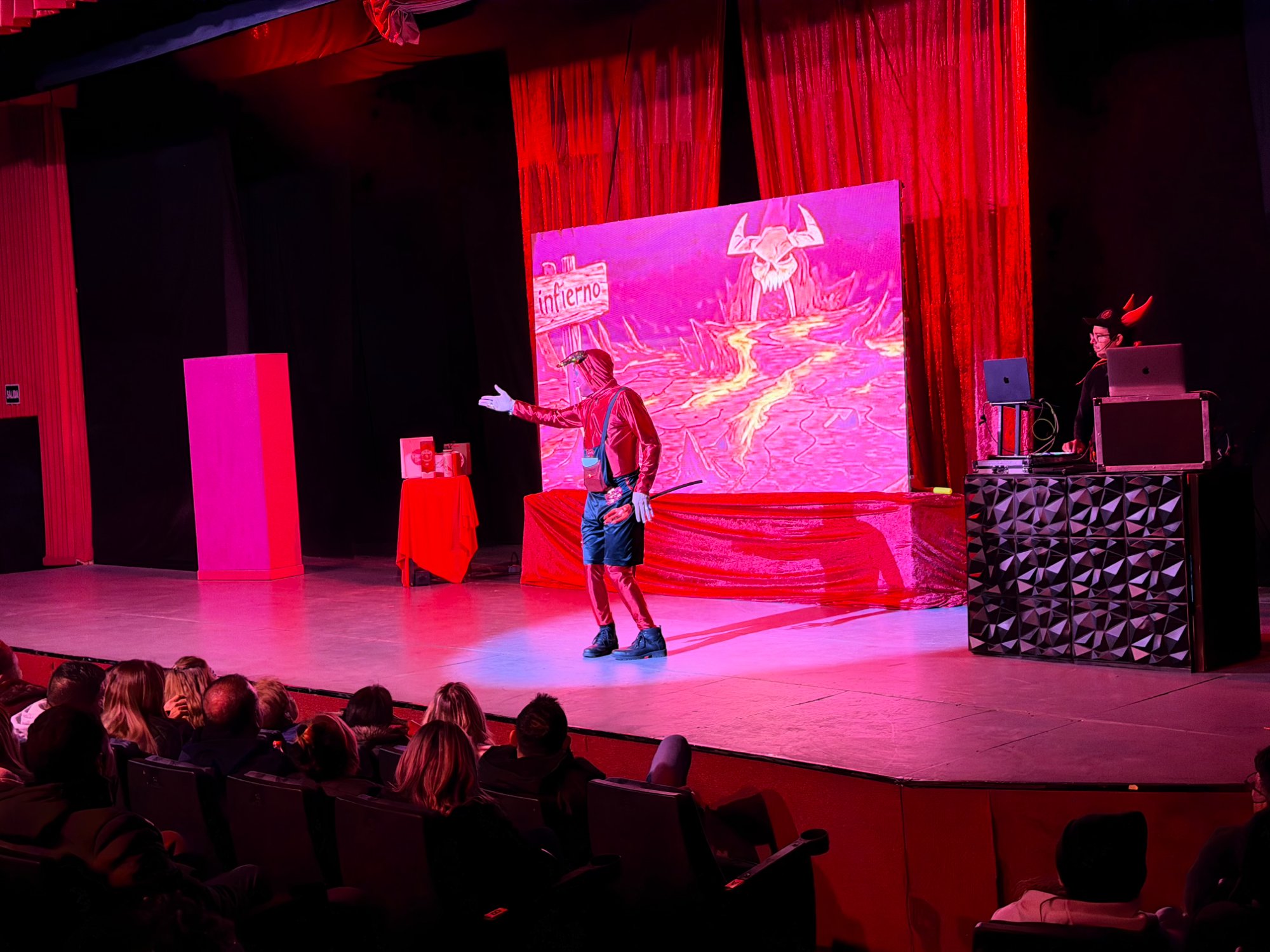 Producción en Teatros Versalles